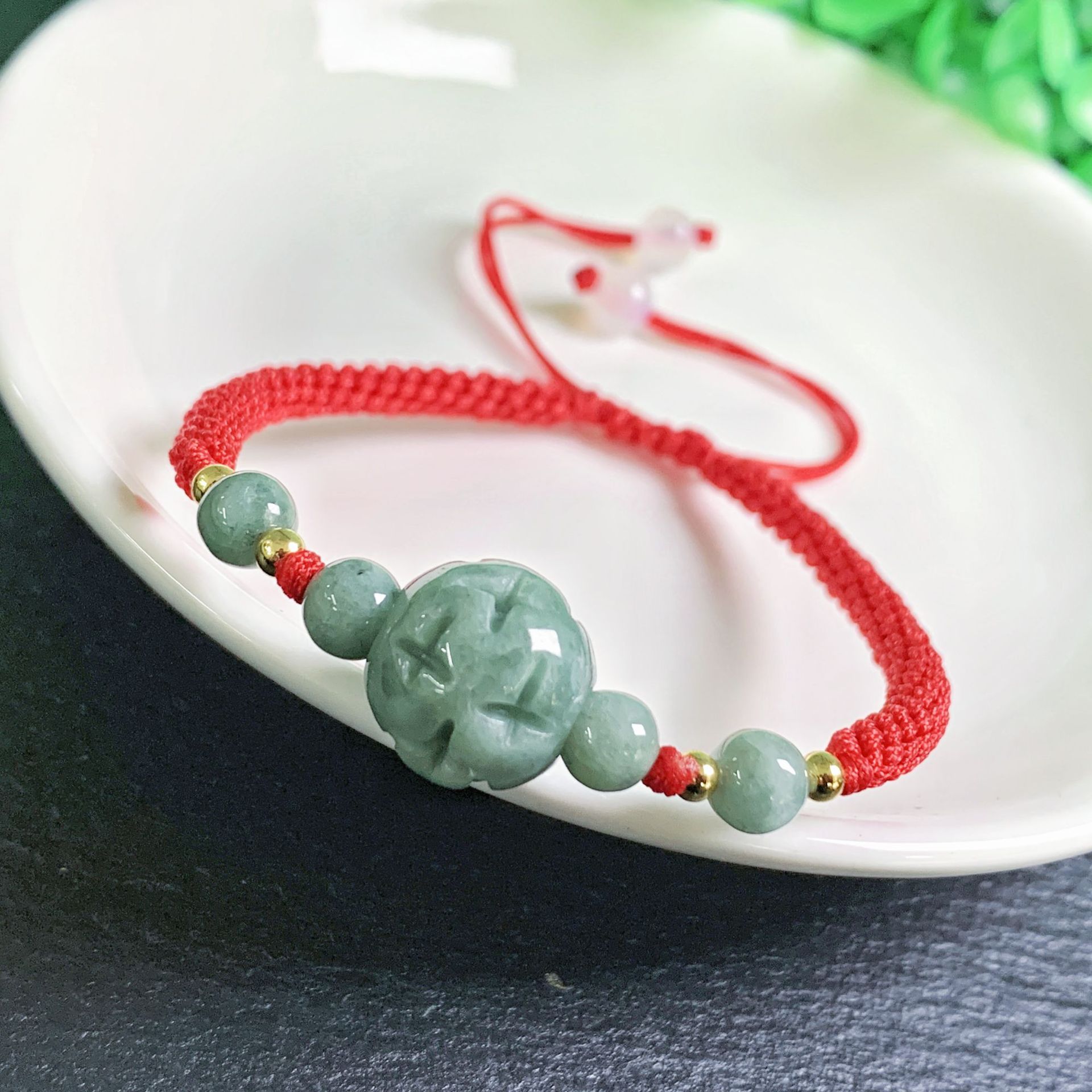 A Myanmar Jadeite Carve Bead B - đánh giá và giá Beading